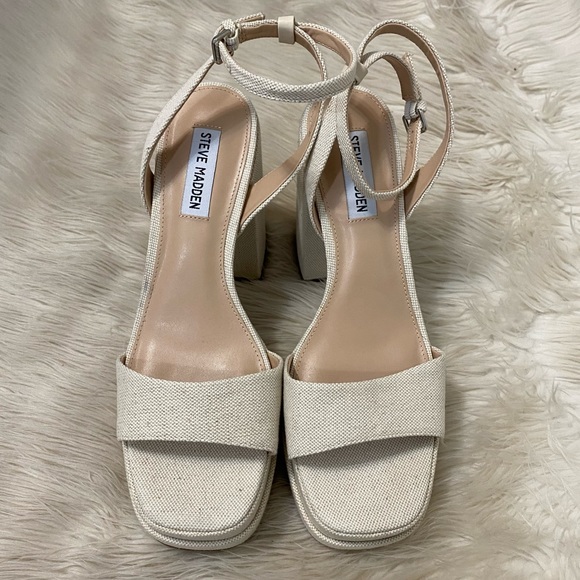 Steve Madden Beige Tan Cream Canvas Chunky Warped Platform Block Heel Sandals - Picture 2 of 8